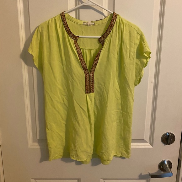 Dleione Tank Top - Picture 1 of 3